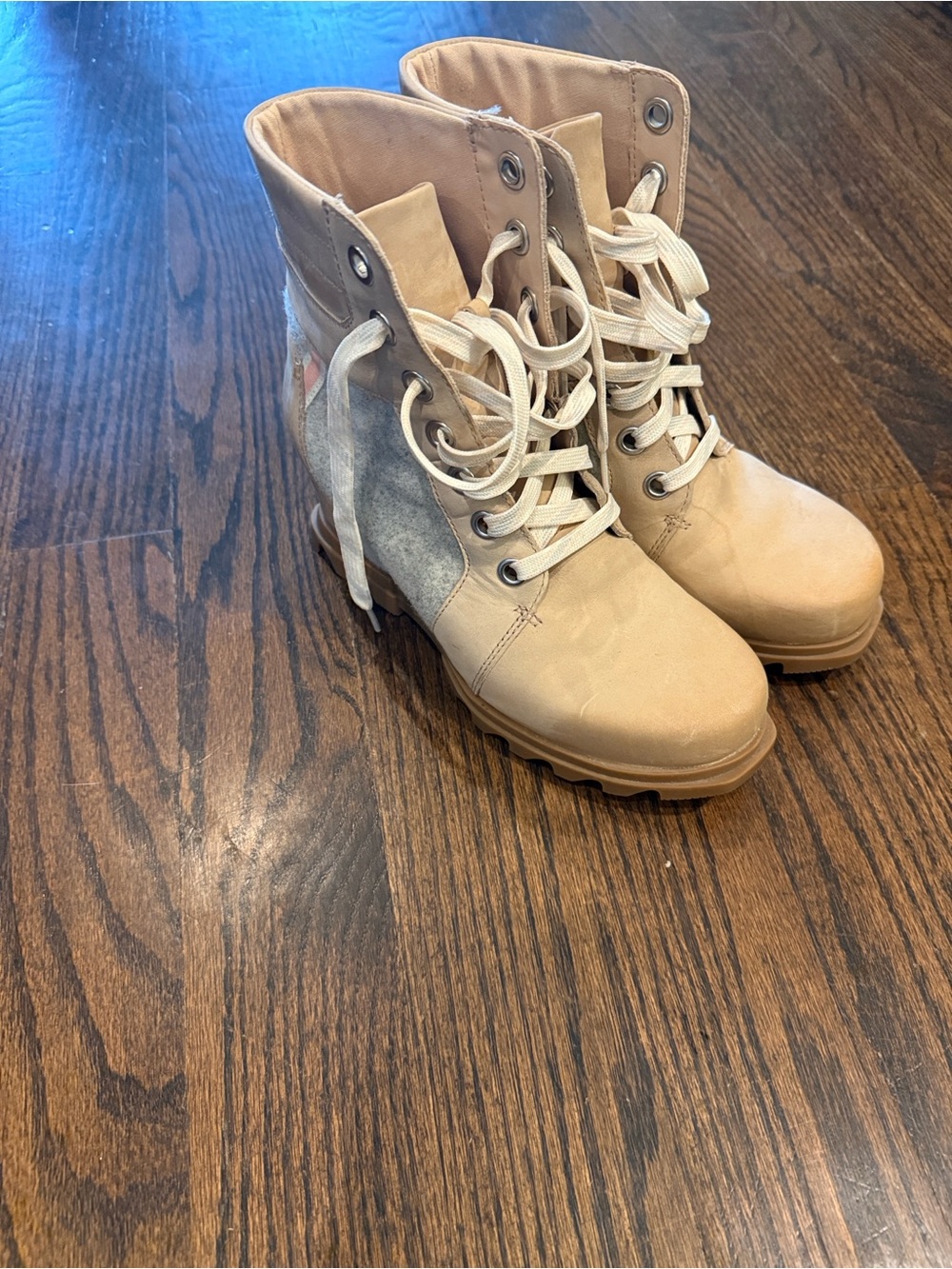 Sorel Beige and Gray Lace-Up Women’s Ankle Boots